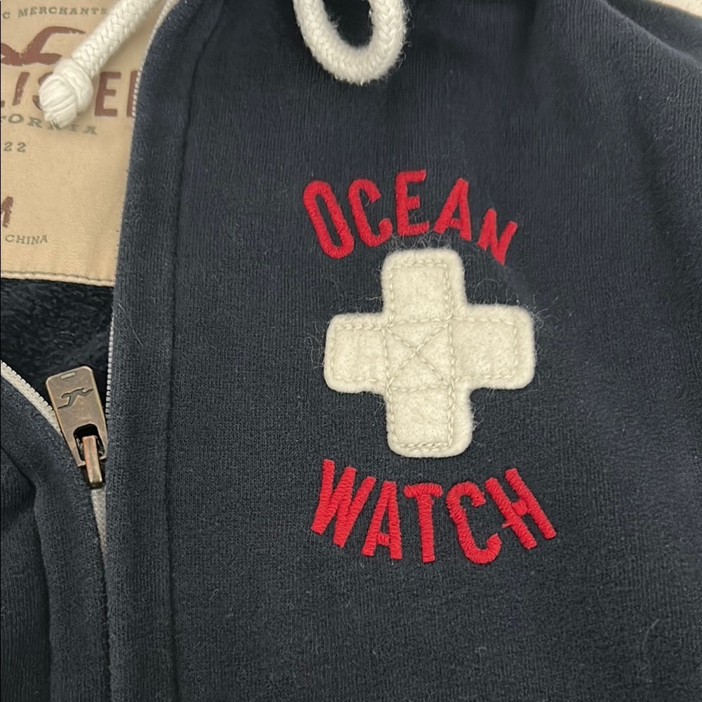 Hollister Navy Hoodie with Red Logo - Picture 3 of 8